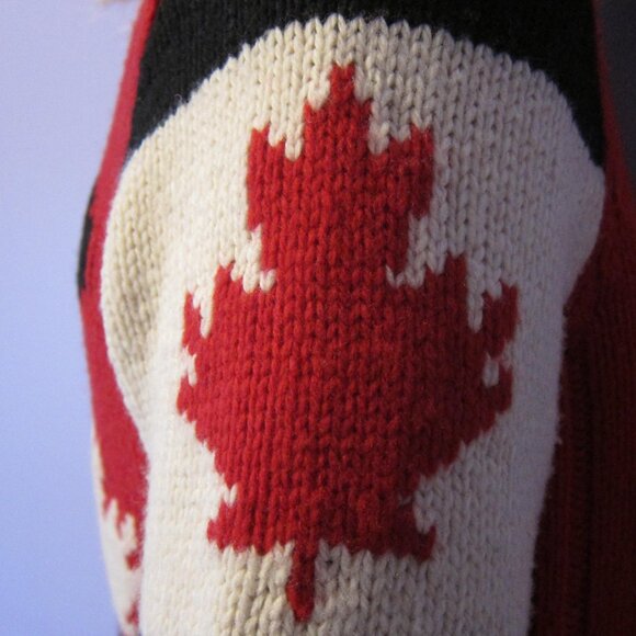 HUDSON BAY CANADA Red Wool 2014 Olympics Flag Beaver Zip Up SWEATER XS - Picture 6 of 11